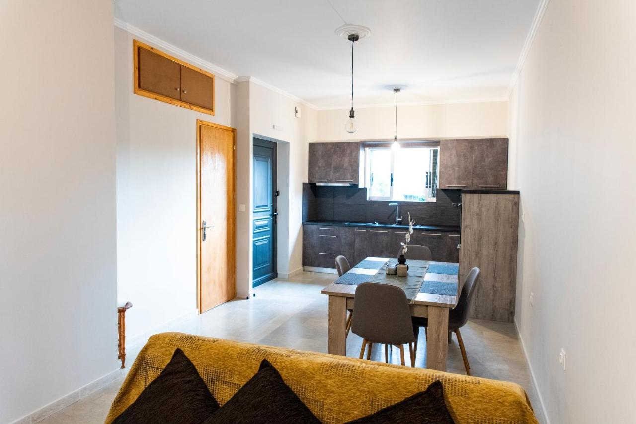 Walnut Home Apartment Near Ancient Olympia Kréstena Extérieur photo